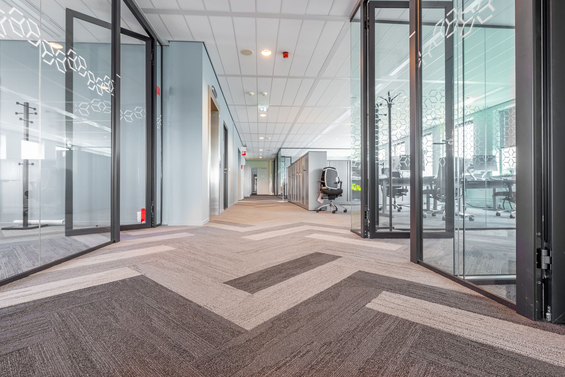Stunning clean floors, scrubbed and vacuumed carpet and upholstery inside of a business. Stunning clean floors, scrubbed and vacuumed carpet and upholstery inside of a business.