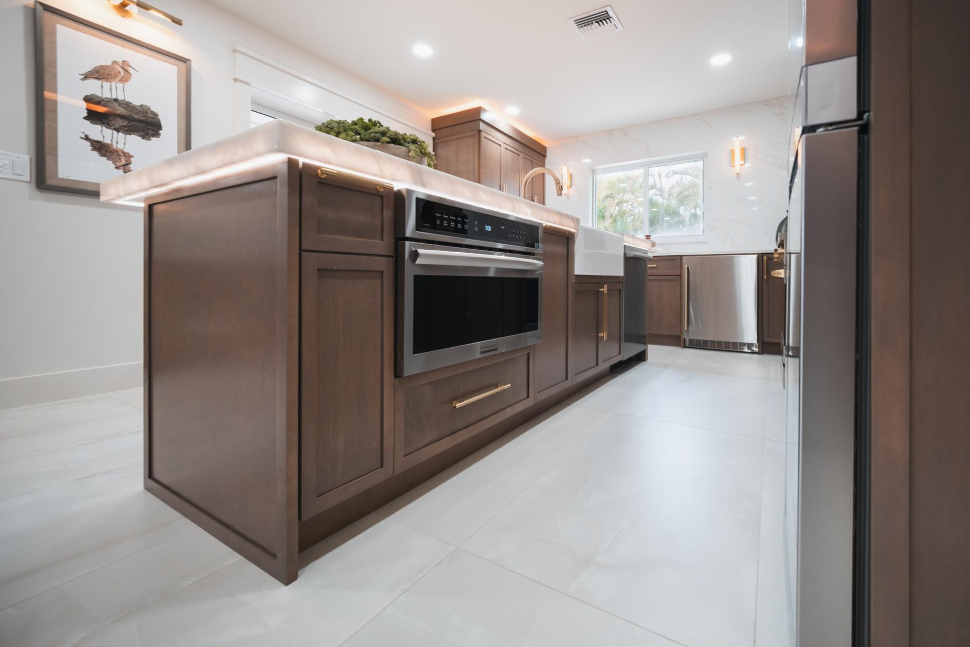 Custom design cabinets in Cape Coral, FL