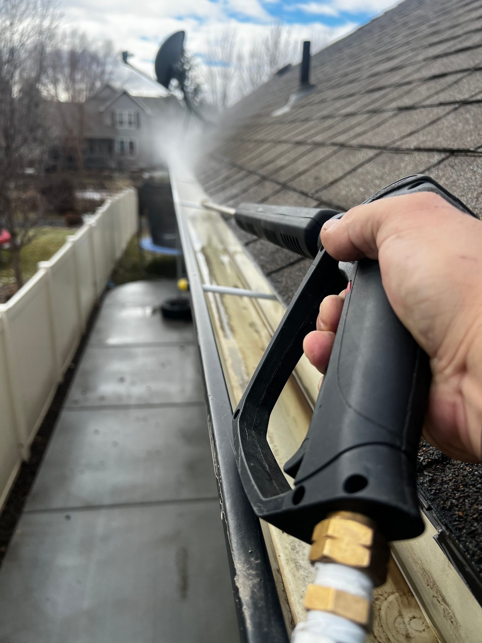 Gutter and Soffit Cleaning Services in Austin, TX and Surrounding Areas