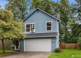 Eco-friendly carpet, tile, and upholstery cleaning services for homes and businesses in Seattle, WA