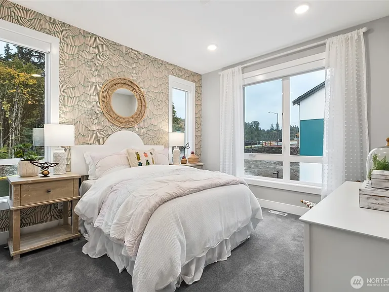 Professional carpet, tile, and upholstery cleaning for Seattle homes using eco-friendly, family-safe products and expert care