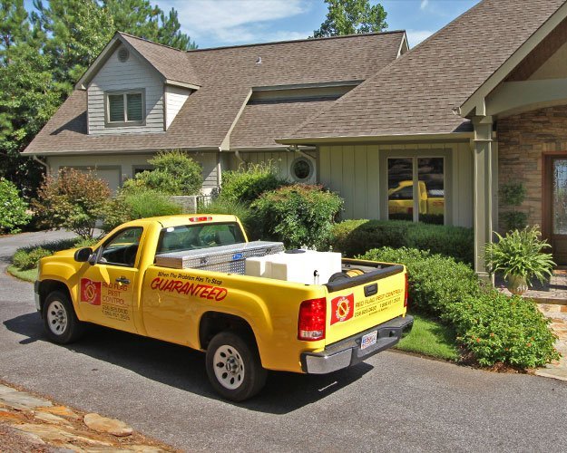 Red Flag Pest Control | Nuisance Wildlife Control in Montgomery, AL Red Flag Pest Control | Nuisance Wildlife Control in Montgomery, AL