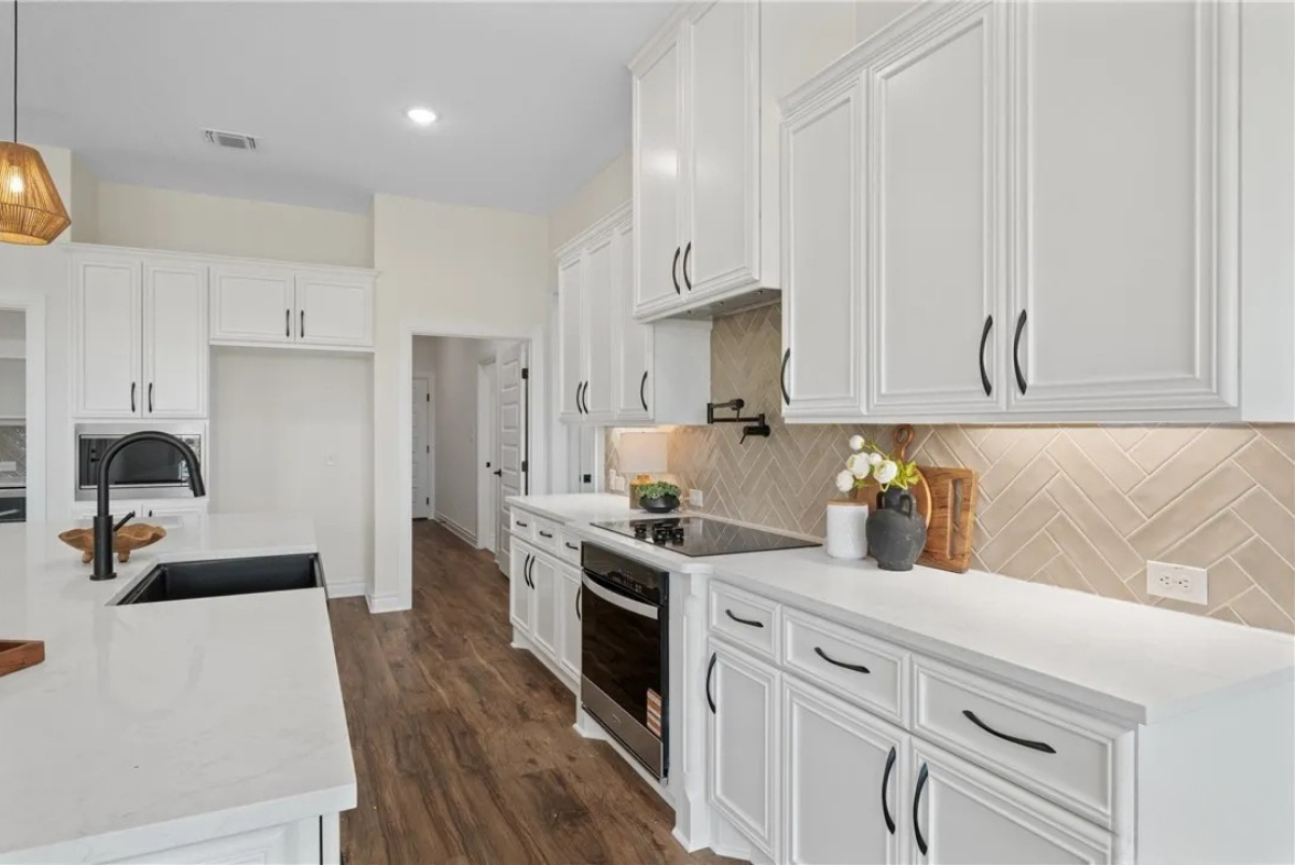 Flooring and Remodeling services Installation in Troy, TX