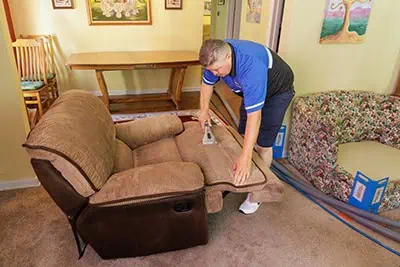 The Unique Technique cleans carpets better